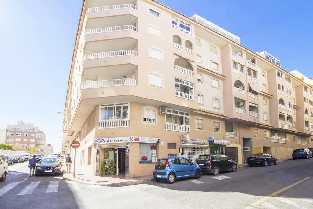 Apartamento Felix De La Fuente Torrevieja Kültér fotó