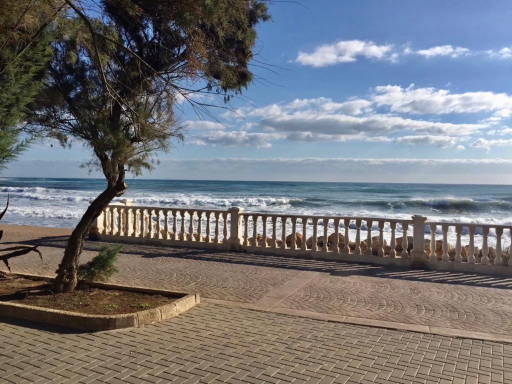 Apartamento Felix De La Fuente Torrevieja Kültér fotó